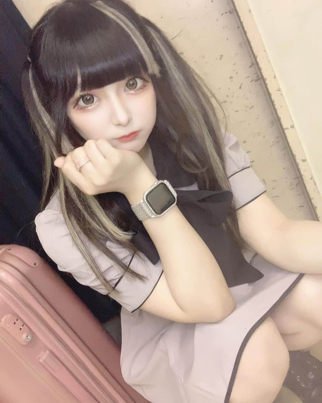 高梨あいのインスタグラム：「💖💖💖 いなくならないでね ・ ・ ・  #自撮り #自撮り女子 #selfie #selfies  #地雷系 #地雷女子 #地雷系女子 #派手髪 #pinkhair #ハイトーンカラー  #22years #22yearsold  #Japanesegirl #likeforlikes #l4l」