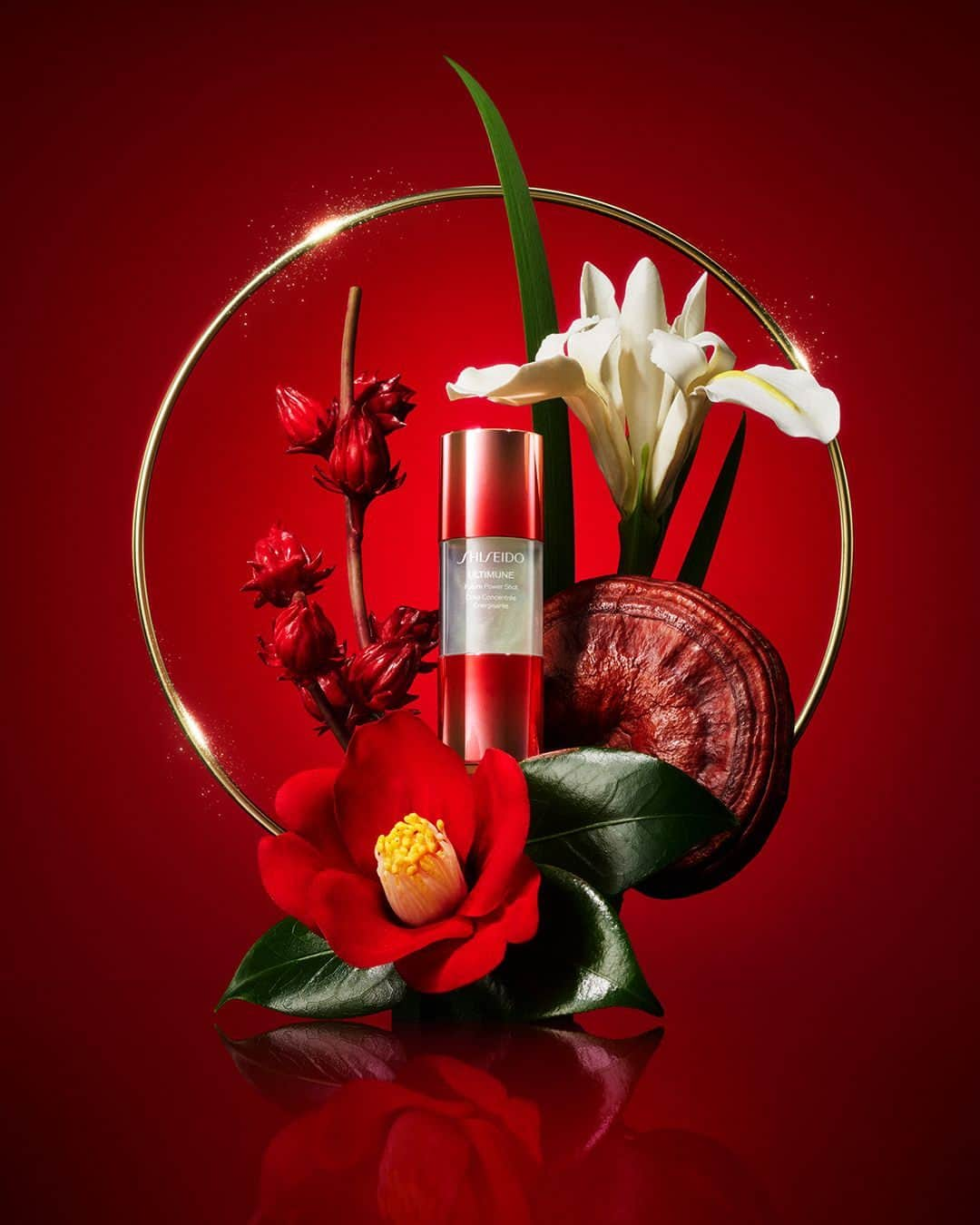 資生堂さんのインスタグラム写真 - (資生堂Instagram)「One powerful drop to instantly nourish skin. ULTIMUNE Future Power Shot combines Japanese Camellia Seed Extract with 15x the concentrated ingredients in ULTIMUNE Power Infusing Concentrate. The result: immediate radiance packed in every single drop. #ShiseidoSkincare #ULTIMUNE」7月19日 10時00分 - shiseido