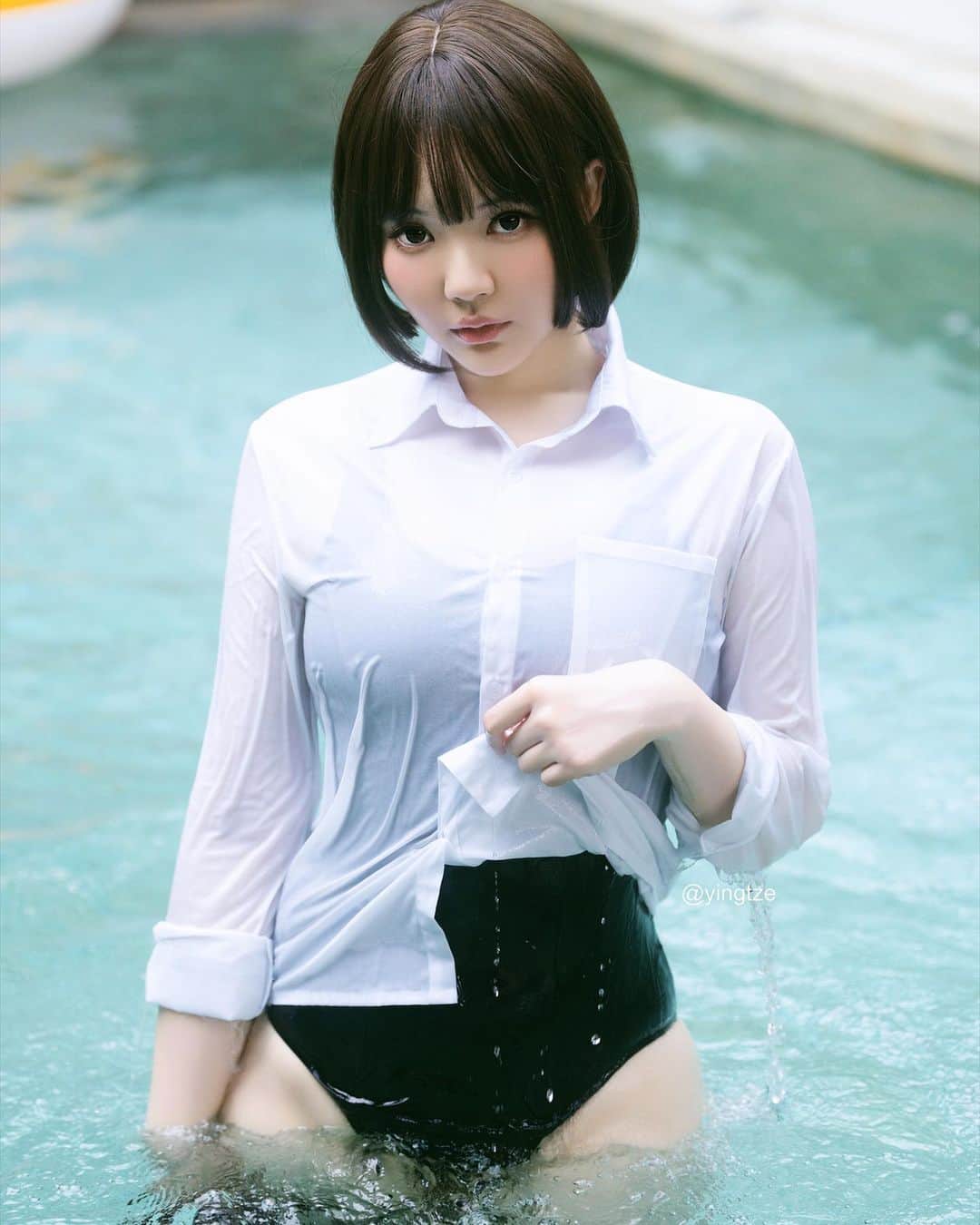 YingTzeのインスタグラム：「Summer 💦   New Photobook “ Summer “ available first at AFA Creators Super Fest in Singapore this weekend 🫶🏻❤️  See you soon ! ❤️  📸 @prestonles.ig   #girlwithshorthair」