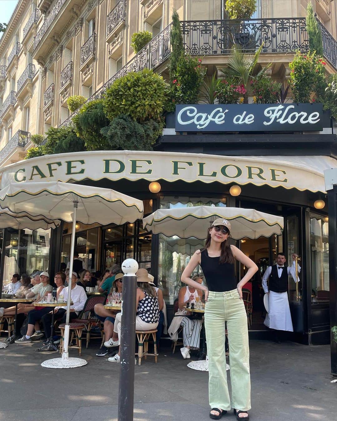 高田秋さんのインスタグラム写真 - (高田秋Instagram)「パリにあるBoissierという チョコレート屋さん🍫 カラフルで可愛かったなぁ🌈💚  スタッフさんが日本の方で、 嬉しかった😆🌼💛  #パリ旅行  #boissier  #ボワシエ」7月19日 12時43分 - shu_takada