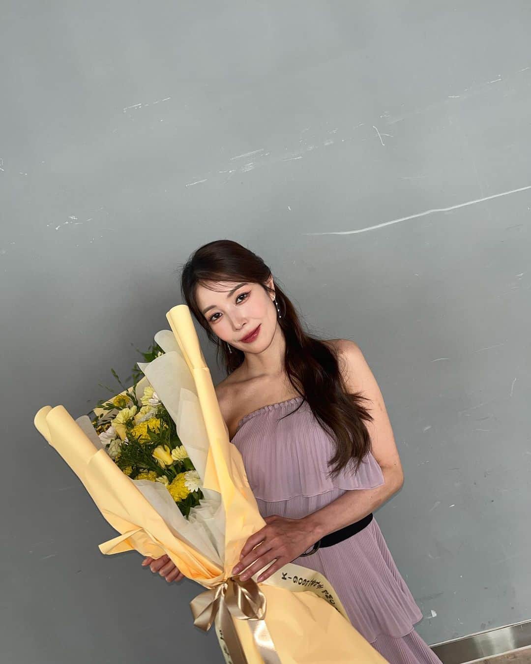 BoAのインスタグラム：「이번 시즌도 무사히 끝! 다음 시즌때는 시간대좀 바꿔주세요~🙏 jtbc선생님🙇‍♀️ #K-909」