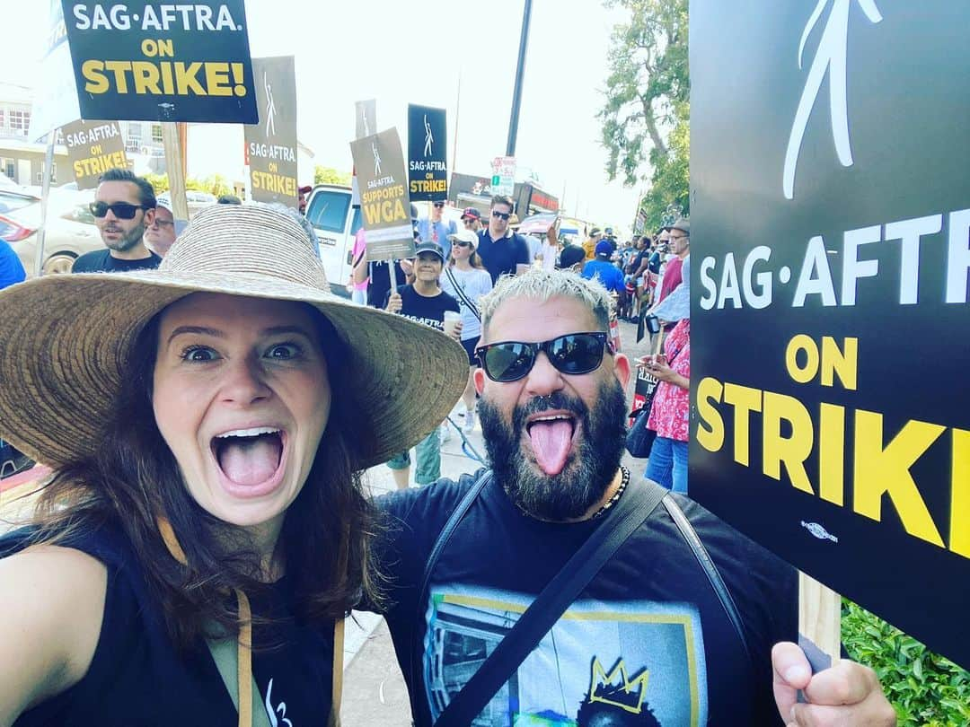 ケイティ・ロウズのインスタグラム：「It’s G!!!!!!!!! 👅❤️✊🏻 #sagaftrastrike #unionstrong」