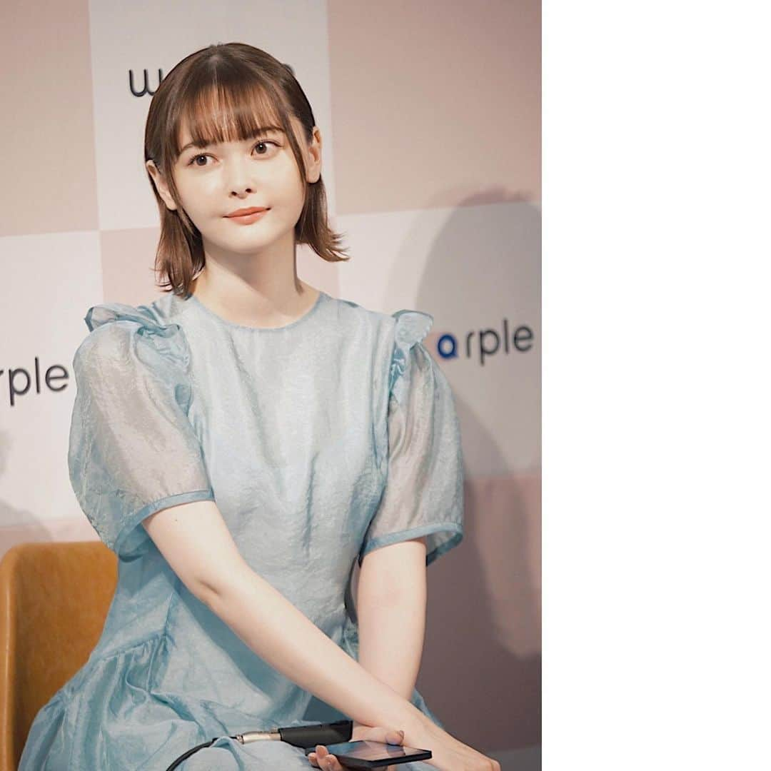 玉城ティナさんのインスタグラム写真 - (玉城ティナInstagram)「先日warpleという新サービスの ローンチイベントに出席しました💫  warple は、留学を目指すみなさんへのサービスです。 なんと語学学校/プログラムの検索や申込み、 渡航までの準備や学校/宿泊先の手配まで 留学に必要なすべてをインターネット上で完結させることにより、 どこよりも安く、どこよりもあなたらしく、 留学が実現できるお手伝いをしてくれます😏🤝  チャットがすぐ出来たり、現地にいる方の動画がすぐ見れたり、留学相談カウンターに行かなくても一人でじっくり決められていいなと思いました。  なこなこカップルさんとご登壇させてもらいました！ そちらの写真はニュース記事などで チェックして下さいね👒 　　　　　　　　　　　　　　　　　 #warple  #留学 #語学留学 #ワーホリ  #語学旅行 #英語  #英会話 #旅行 #PR　@warple_official」7月19日 18時35分 - tinapouty