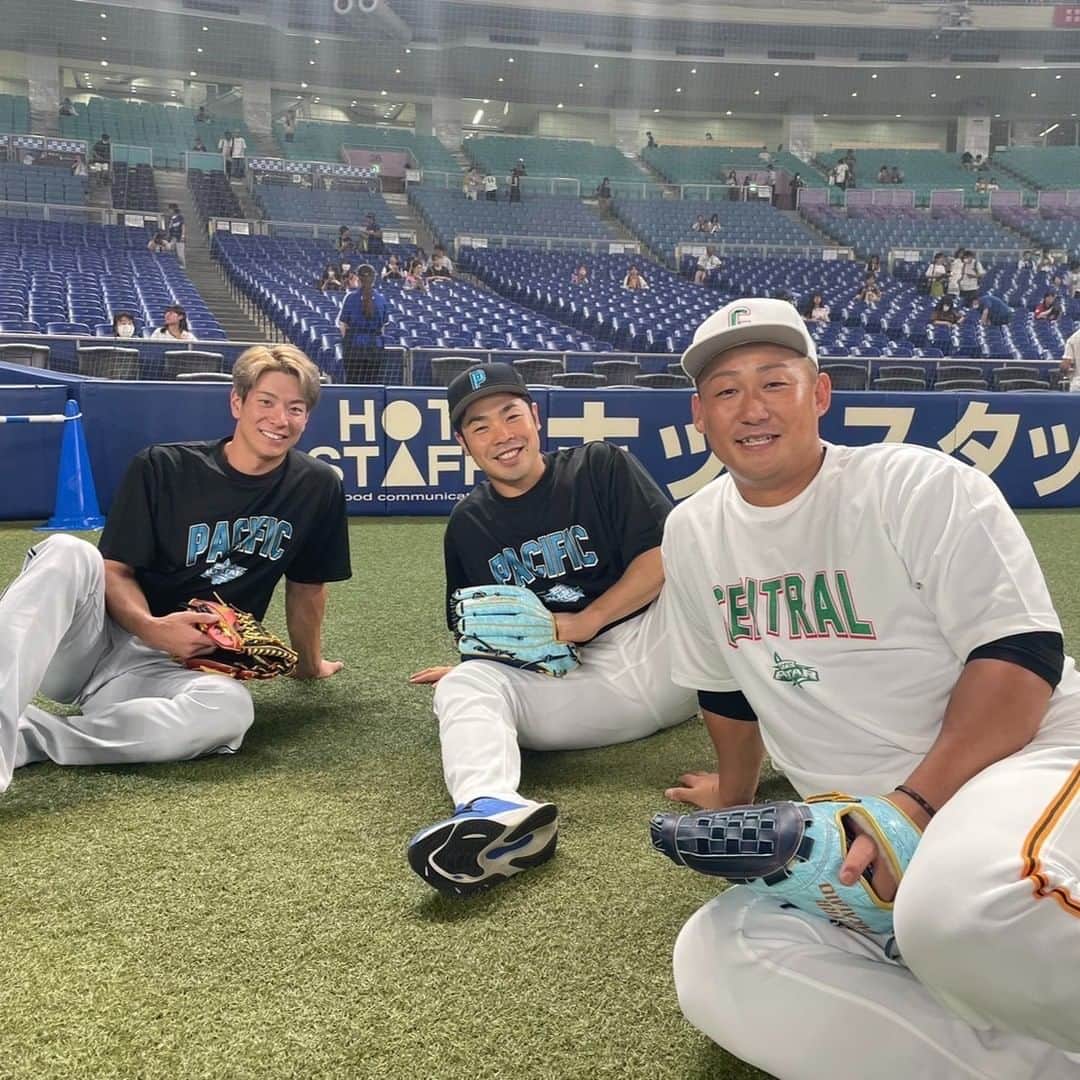 北海道日本ハムファイターズのインスタグラム：「再会😁🌟 #松本剛 #近藤健介 #中田翔  #新時代 #lovefighters #マイナビオールスターゲーム2023」