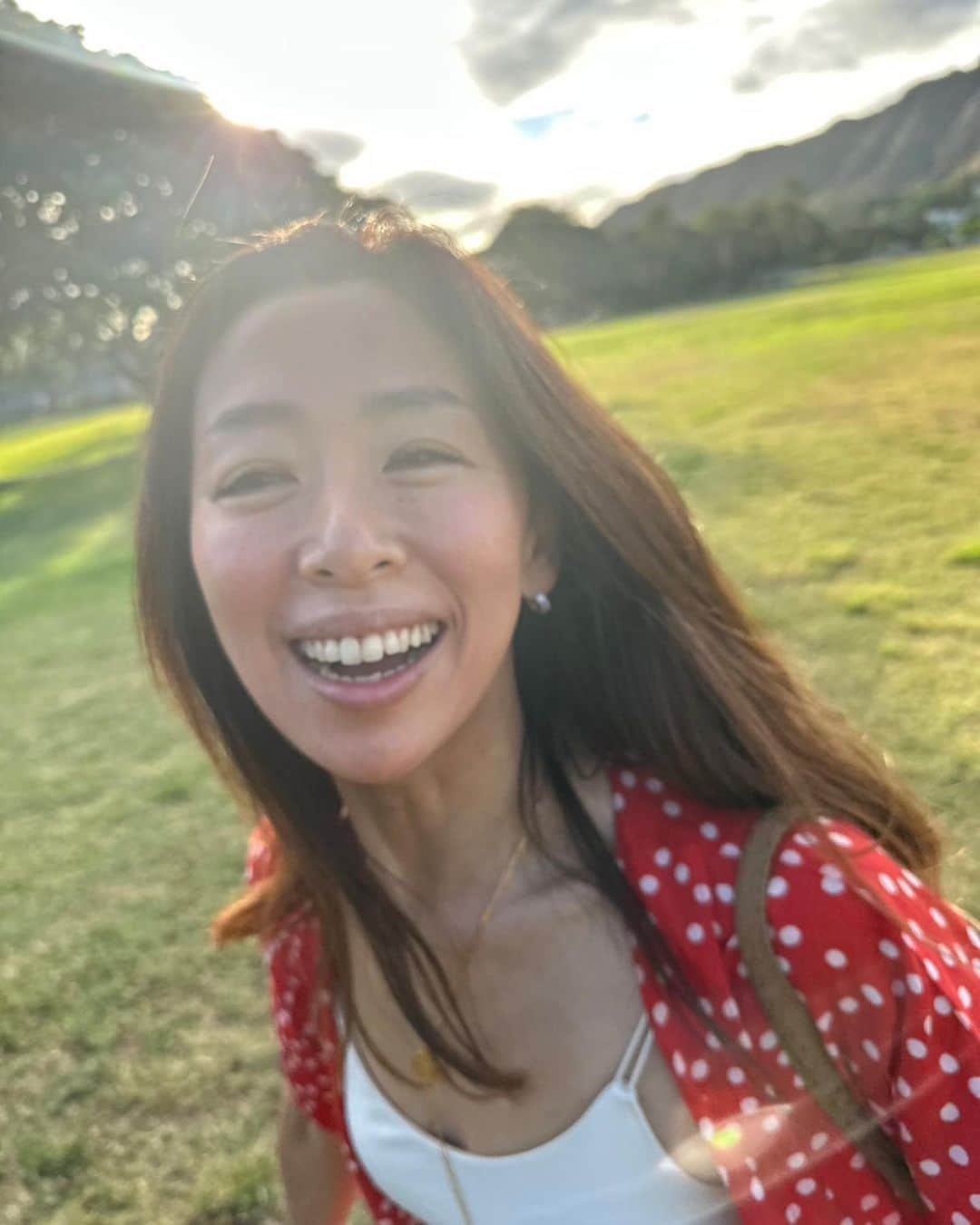 野沢和香のインスタグラム：「☀️morning walk🌴🦮」