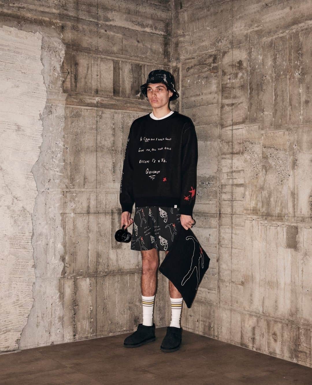 ベドウィンさんのインスタグラム写真 - (ベドウィンInstagram)「BEDWIN & THE HEARTBRAEKERS 2023 Autumn / Winter Collection.⁠ ⁠ PHOTO⁠ Ryosuke Yuasa ryoskateyuasa ⁠ STYLING⁠ Ryu Kamiya @alonner9⁠ Masataka Obayashi⁠ @okokokokok.ot⁠ ⁠ HAIR&MAKE-UP⁠ Tatsuya Suzuki @tatsuyasuzuki_   MODEL⁠ Jordan⁠ Alice⁠ ⁠ EDIT⁠ Ryotaro Miyazaki @rytr_myzk⁠ ⁠ #bedwinandtheheartbreakers⁠ #bedwin⁠ #ベドウィン」7月19日 17時00分 - bedwin_official