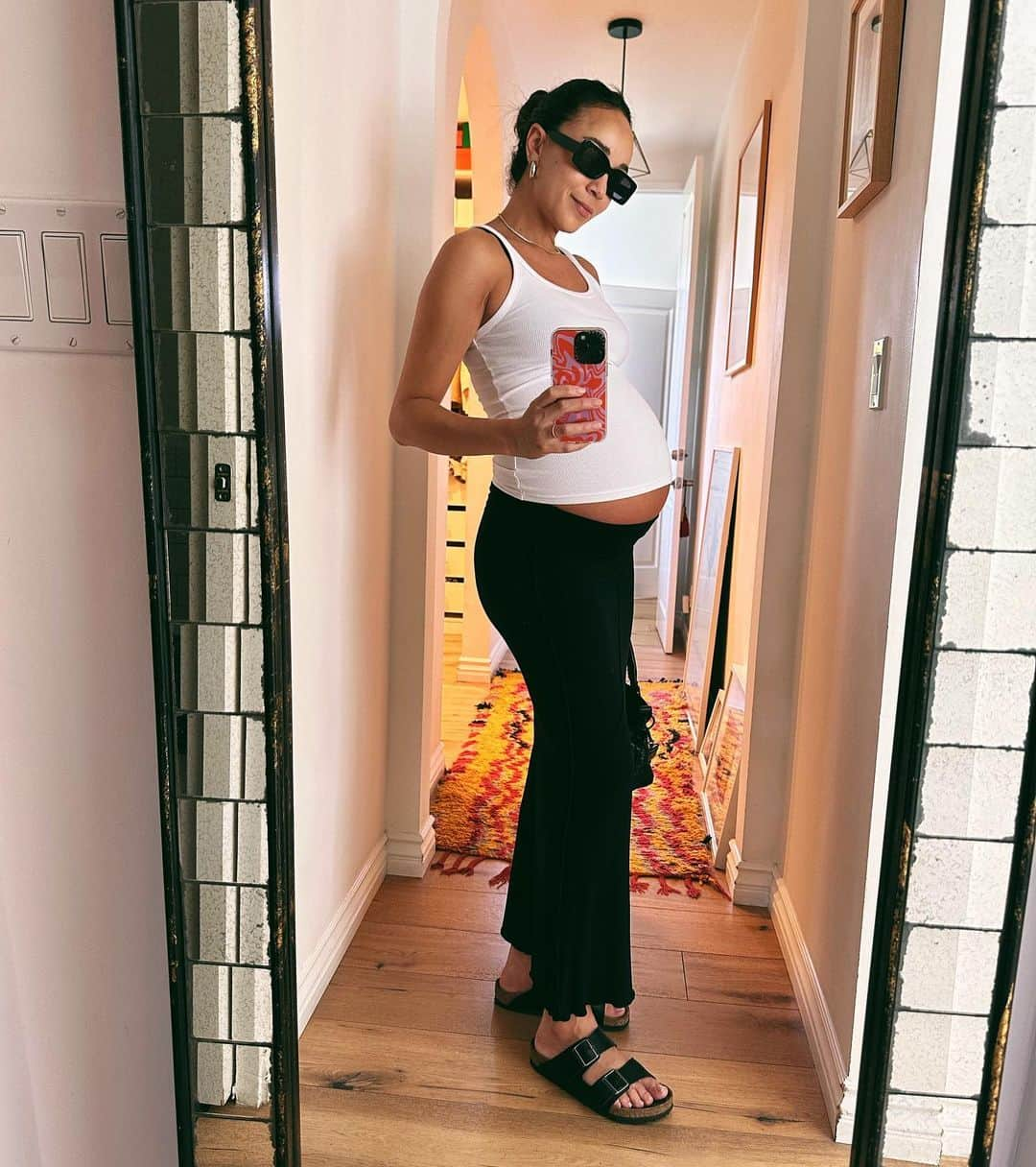 アシュリー・マデクウェさんのインスタグラム写真 - (アシュリー・マデクウェInstagram)「I caved and bought a maternity romper but the Amazon tanks & stretchy dresses are still my maternity MVPs… And can we talk about nesting??! I knew I’d want to nest but I had no idea I’d have the insane urge to repaint the ENTIRE interior of my house without professional help 🤪 I don’t know how or why my husband agreed to it but it might be the most romantic thing he’s done. The paper is up and we’re finally done now.  #pregnancy」7月20日 2時45分 - ashleymadekwe