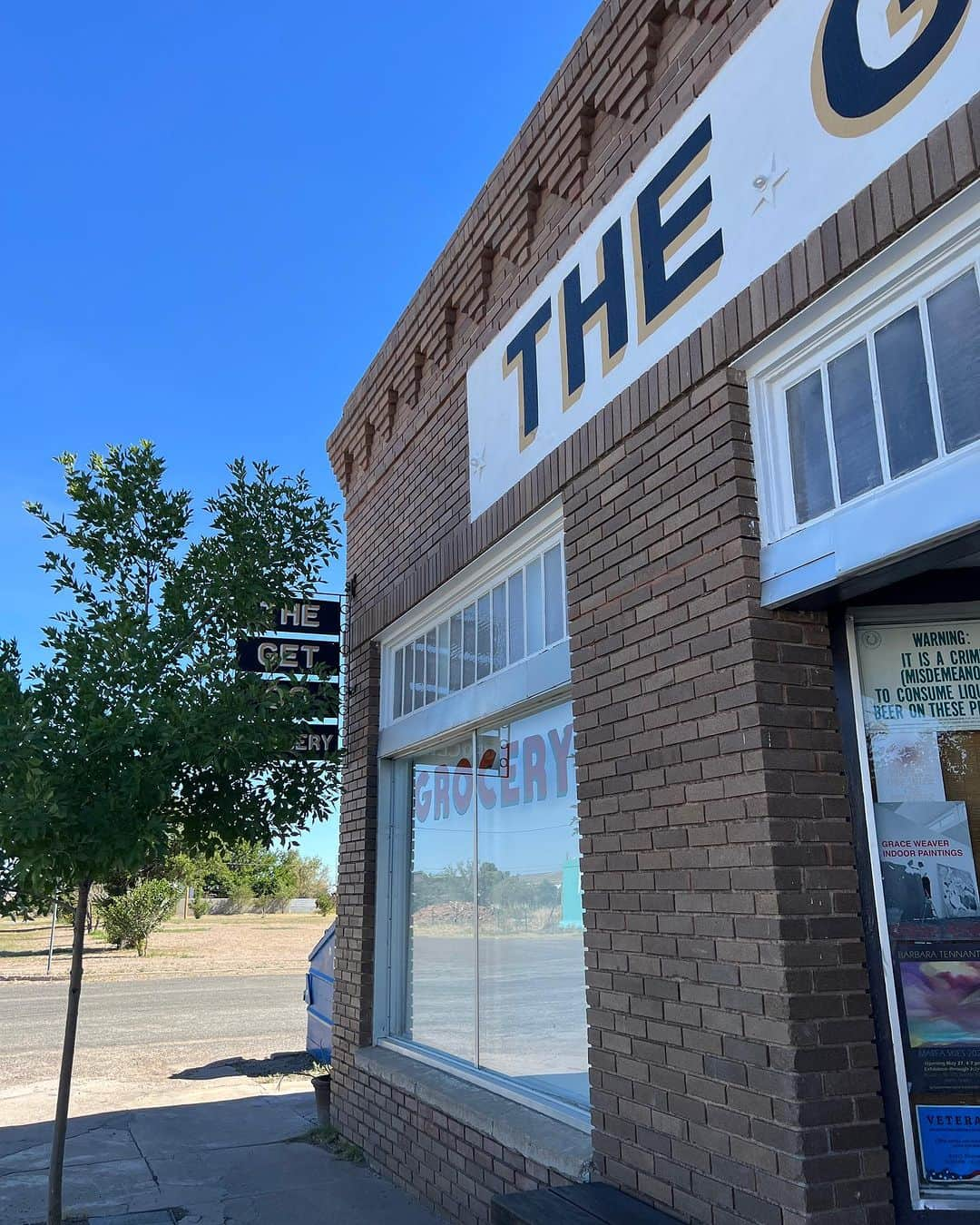 瀬戸あゆみさんのインスタグラム写真 - (瀬戸あゆみInstagram)「I'm in Marfa,Texas!🤠👢🐎   何年ぶりかな？ LAからの、テキサス州Marfaに来ています。 ハースケすぎてぜんぜんインスタ間に合わない、、、。 でも、また更新しますっ！  #ayumi_journey  #ayumi_outfit  #dearsisterhood」7月20日 2時48分 - setoayumi