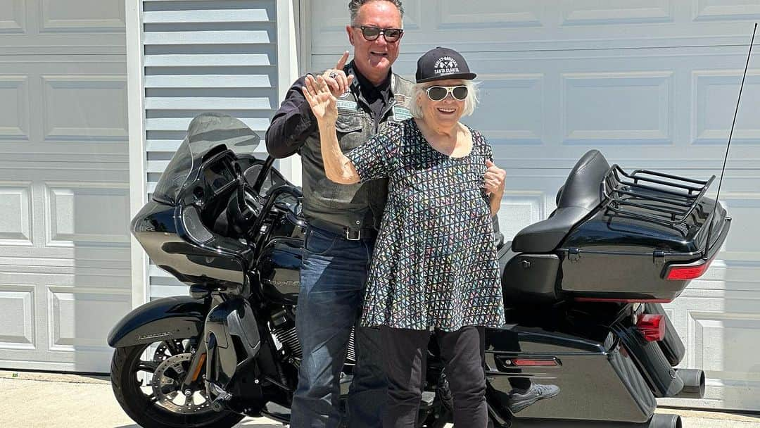 ロバート・パトリックさんのインスタグラム写真 - (ロバート・パトリックInstagram)「Happy Birthday ride for my Mama! #85 #ride #happybirthday #harleydavidson」7月20日 3時41分 - ripfighter