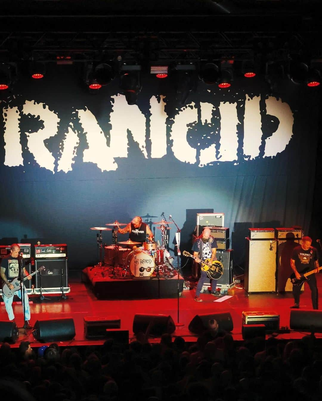 Rancidさんのインスタグラム写真 - (RancidInstagram)「Looking forward to more shows. Come see us on tour. See ya in the pit 🏴‍☠️」7月20日 4時08分 - rancid