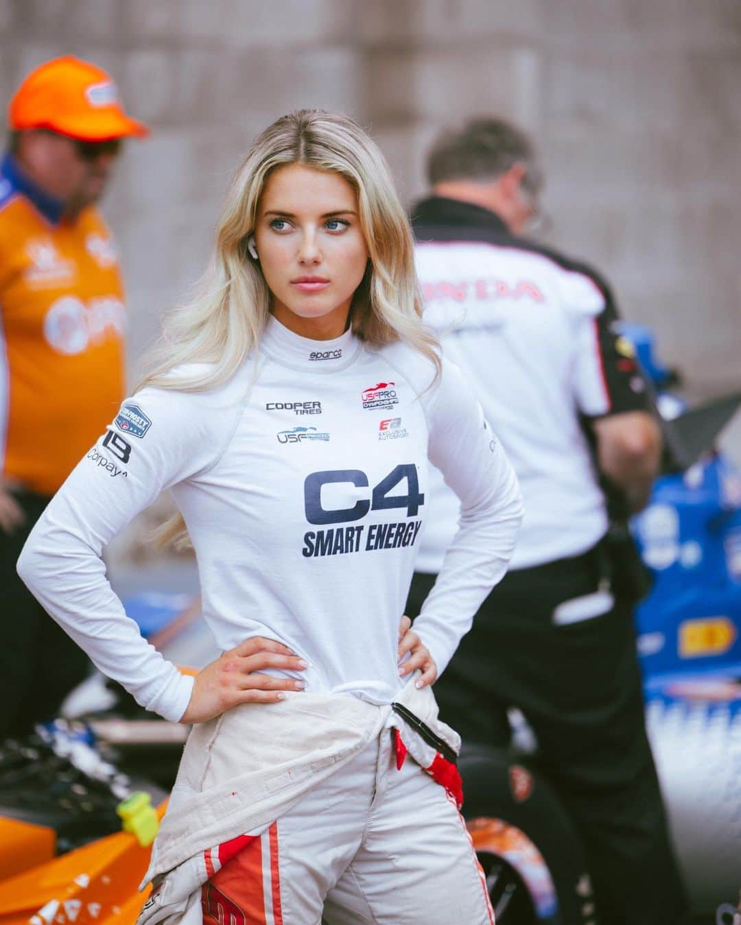 Lindsay Brewerのインスタグラム：「Toronto dump🇨🇦🏁 ended up p12 and wanted more but enjoyed every part of this weekend🤍 thank you @c4energy @exclusiveautosport」