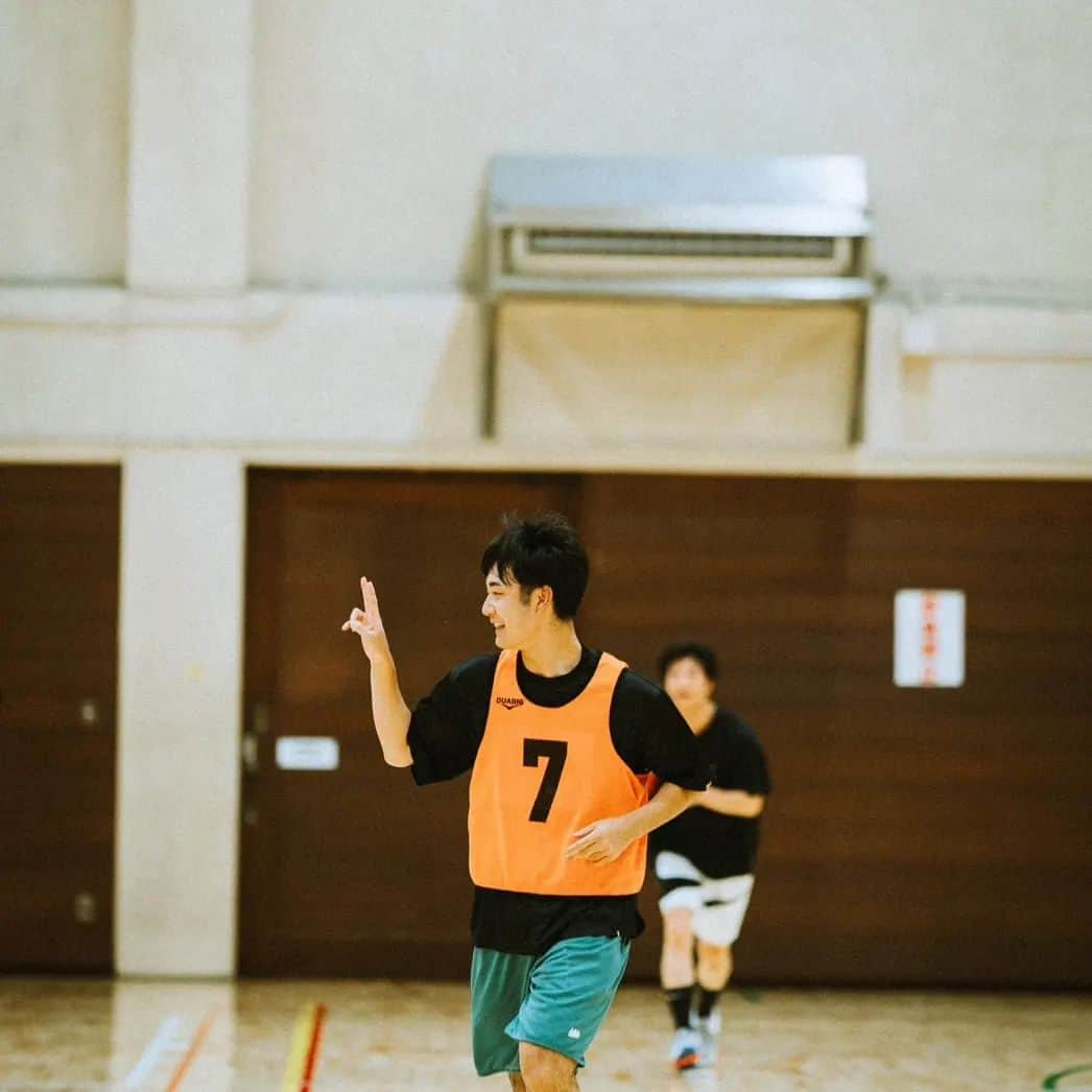 わがさんのインスタグラム写真 - (わがInstagram)「東京でバスケ⛹️‍♂️🏀⁡ ⁡当日に誘われてバッシュまで全身買って遊びに行った！⁡ ⁡楽しかったぁ！また行く！！⁡ ⁡⁡ ⁡1枚目は3Pシュートを打ったけど、⁡ ⁡⁡｢2Pでした！｣と訂正してるシーン笑⁡ ⁡⁡ ⁡写真は天才 @takomasa_graphy」7月19日 19時08分 - waga_integral