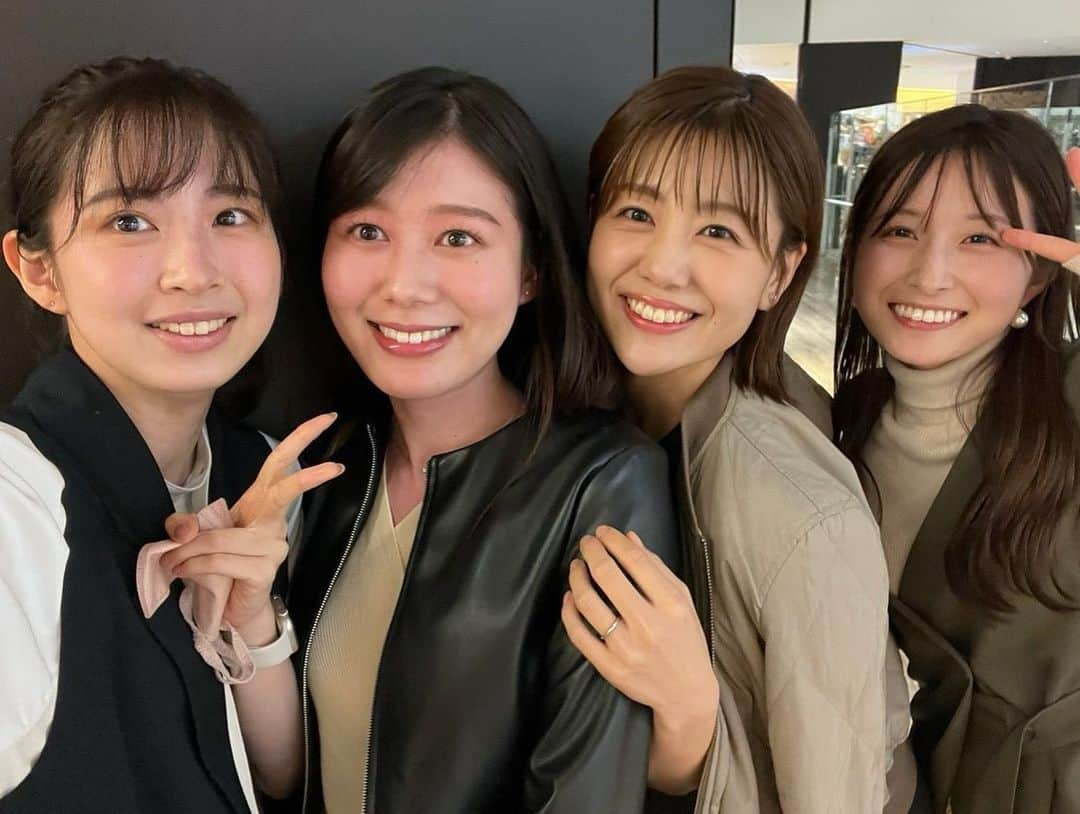 澤口実歩のインスタグラム：「５月の休日の写真☺️ （時差投稿、どころじゃない）  一番左、 新人アナの西尾桃🍑ですっ！ このときは アナウンスセンターに正式配属される前だったけど.. 女子会に誘ったらきてくれた🍑嬉しかった  すでに初鳴き（デビュー）を終えて 毎日頑張ってます🍑  愛しの後輩たちに囲まれて 幸福感に包まれた日だった🫠  #読売テレビ #アナウンサーズ #🫶」