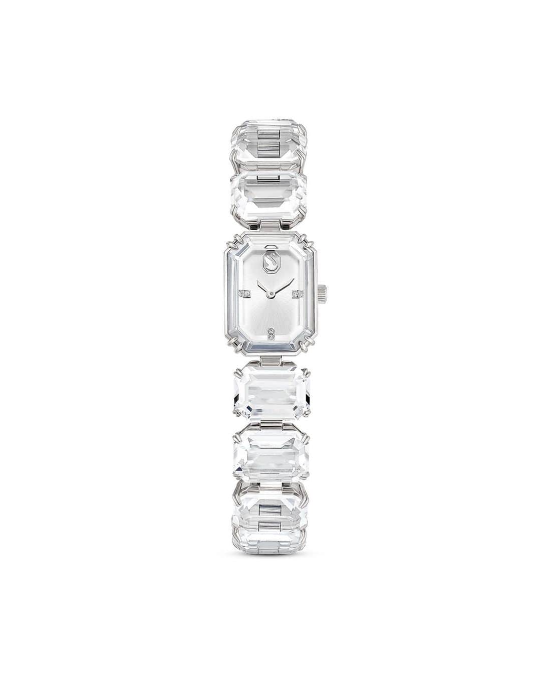 SWAROVSKIさんのインスタグラム写真 - (SWAROVSKIInstagram)「Layer shimmering bracelets to shine a light on the iconic octagon-cut watch.  #CrystalMetamorphosis  #Swarovski」7月19日 19時18分 - swarovski