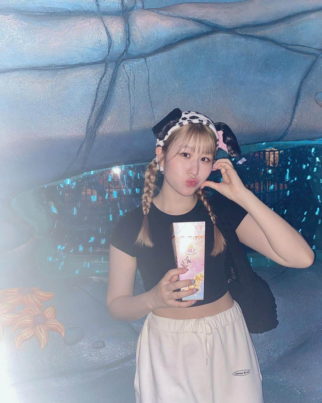 かれん（古賀かれん）さんのインスタグラム写真 - (かれん（古賀かれん）Instagram)「Disney Sea 🪼🏝️🩵🐶 ﾁｷﾝ美味しかった🍗」7月19日 19時59分 - lgm_karen_official