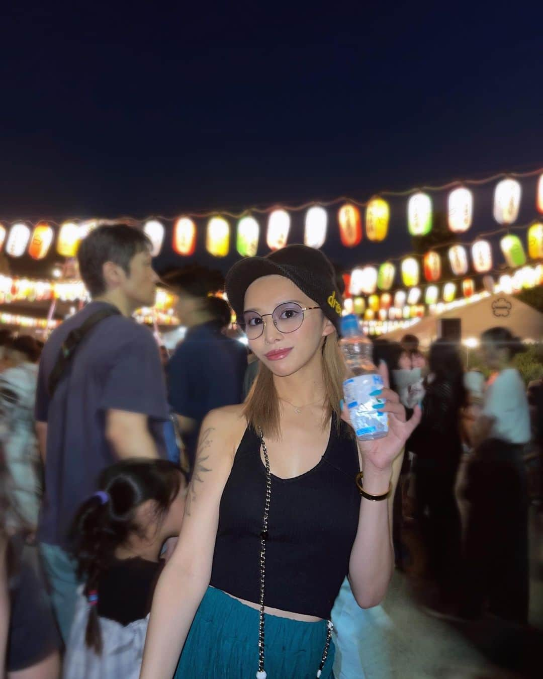 中村香夏のインスタグラム：「. 🏮🎯🪅🦑  お祭りの雰囲気だいすき .」