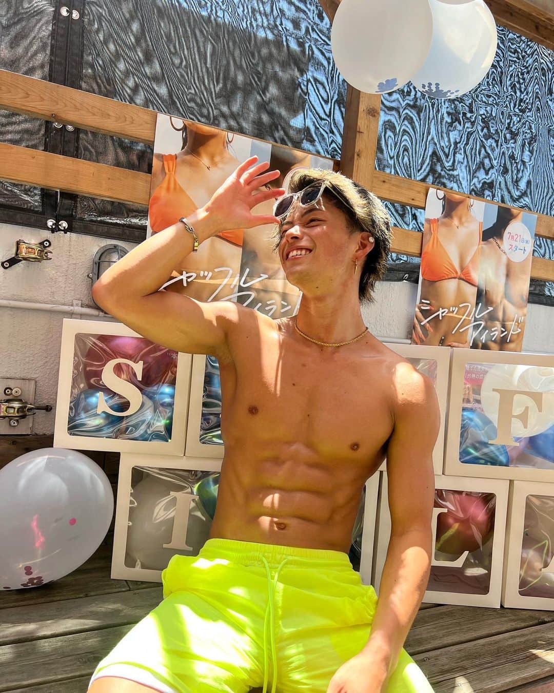ひゅうがさんのインスタグラム写真 - (ひゅうがInstagram)「やっぱ夏は俺に任してよ😏🔥 海に今年は何回行くかな🧐💖 . . 大会まで残りわずか！！ やり切るぞ俺！！！ 減量するとノーマルカメラでも盛れる🫶」7月19日 20時25分 - hyuga.0707