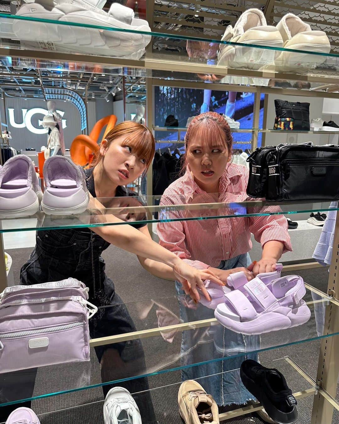 平成フラミンゴさんのインスタグラム写真 - (平成フラミンゴInstagram)「カリスマになれるUGG TOKYO FLAGSHIP STORE。  #UGG原宿 #UGGサンダル #pr  @uggjapan」7月19日 20時34分 - heiseiflamingo