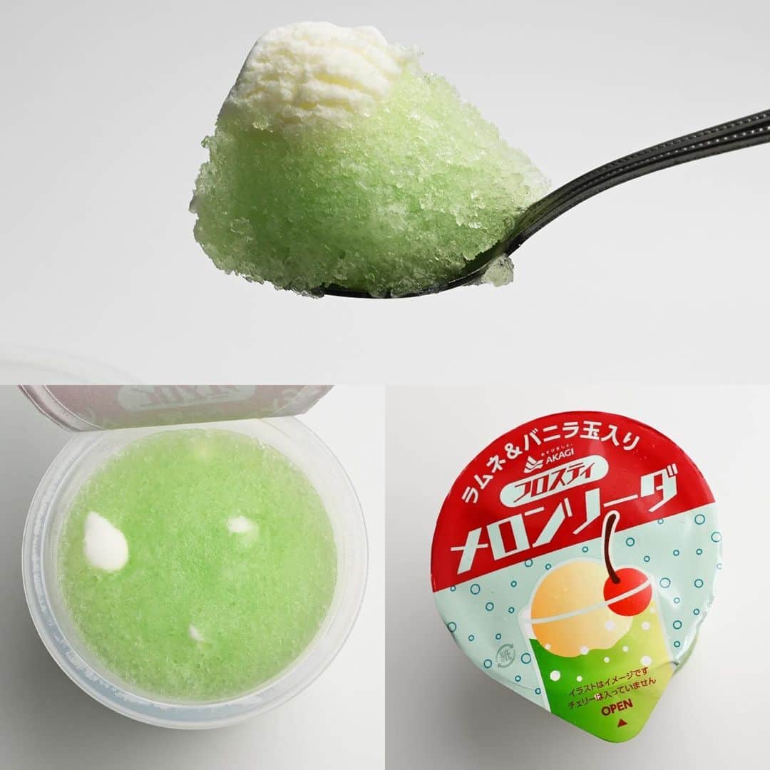 アイスマン福留のインスタグラム：「昭和の喫茶定番メニュー「メロンソーダ」の味わいを再現！メロンソーダ味かき氷の中に、バニラアイス玉とラムネ菓子を入れたフローズンデザート！赤城『フロスティメロンソーダ』現在ファミリーマートにて数量限定で発売中✨  #メロンソーダ #バニラアイス #昭和レトロ #フロスティ #ラムネ菓子 #赤城乳業 #ファミリーマート #かき氷 #デザート #スイーツ #純喫茶 #アイスマニア #アイスマン福留 #icecream #JapaneseIceCream #icecreamlover #icecreamtime #icecreamday #icecreamlove #icecreamporn #JapaneseIceCream #foodporn #foodie #instafood #foodstagram #yummy #yum #delicious #foodphotography」