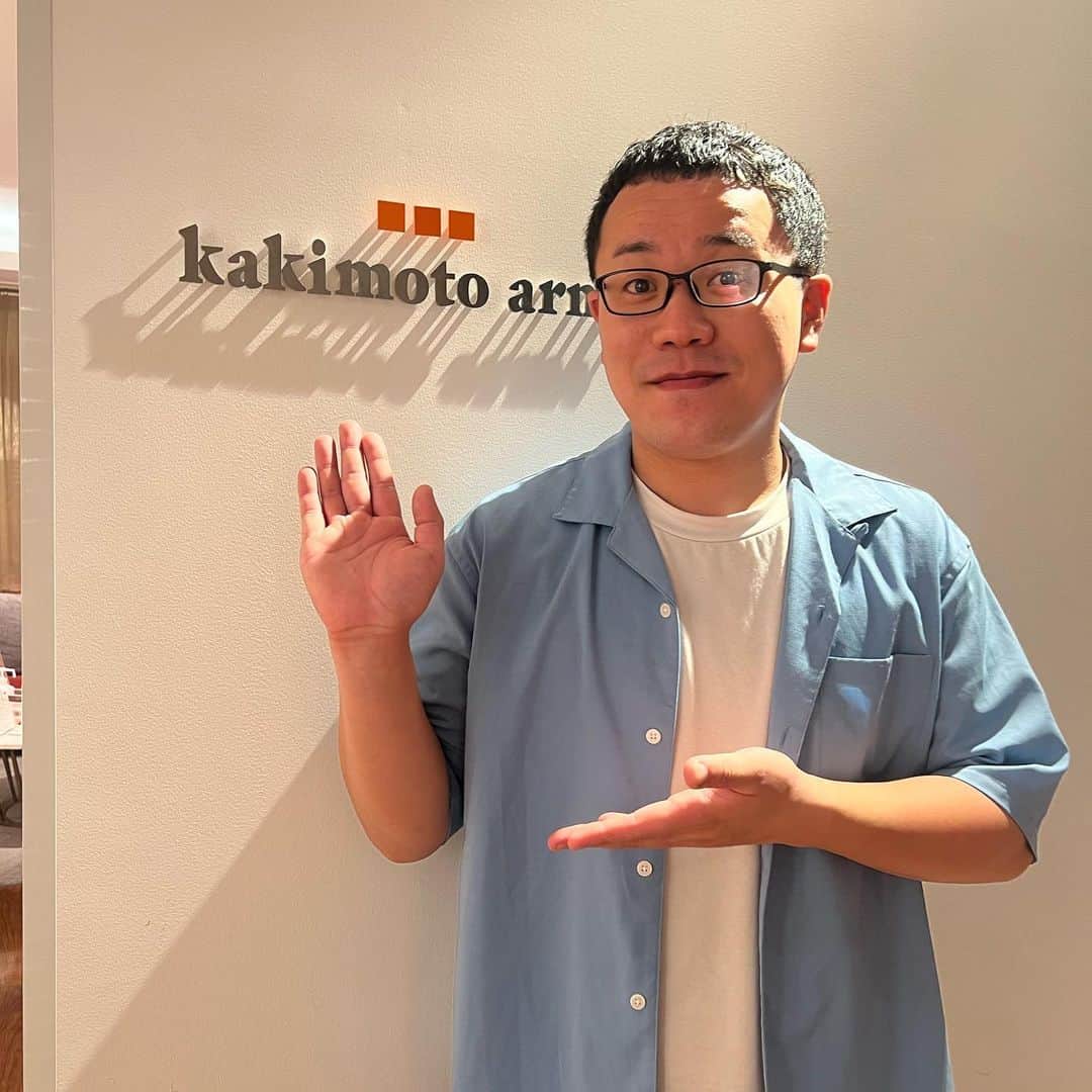 パーマ大佐のインスタグラム：「今回も、kakimoto arms新宿店さんでカットしてもらいました！  優芽ちゃんありがとう☺️ @yume_yume_dream   #パーマ大佐  #窪田優芽」