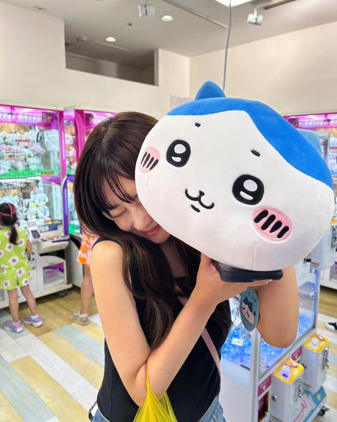 すずさんのインスタグラム写真 - (すずInstagram)「最近のすずです🍻  お酒は弱いけどビールはすきなんです😇 ちょっと今年の夏暑すぎｶﾓ」7月19日 20時55分 - sutchy__