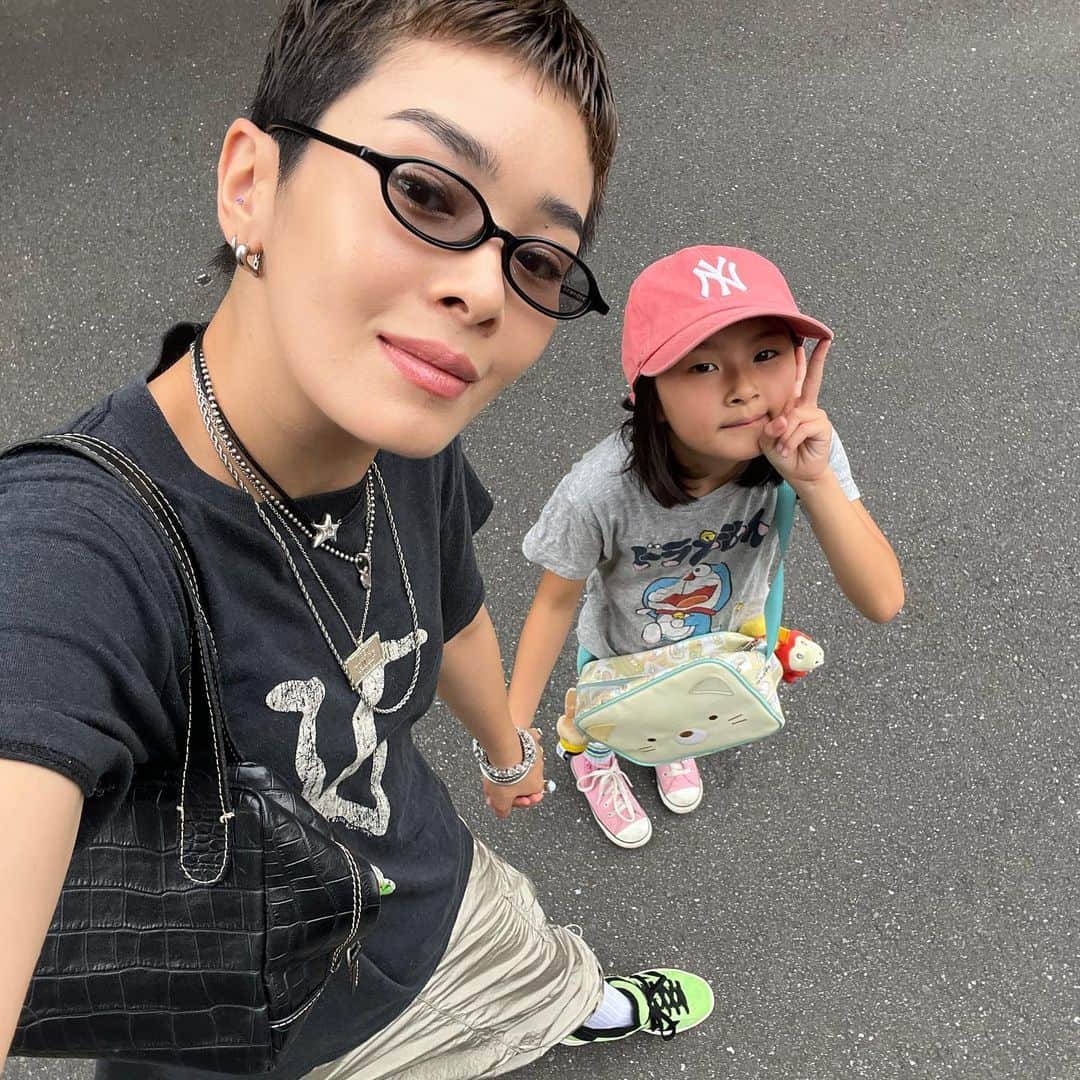 畠山千明のインスタグラム：「どの歳の私達も最高✌️🌼」