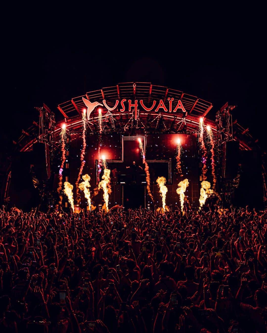 マーティン・ギャリックスのインスタグラム：「can’t wait to be back at Ushuaia tomorrow, last week was incredible」