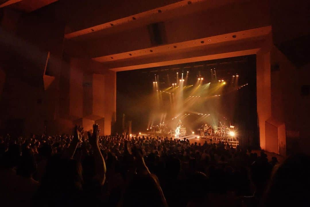 絢香さんのインスタグラム写真 - (絢香Instagram)「Funtale Tour 2023 高知公演 最高過ぎたよー😆✨ ありがとう！！  今週末は帯広、札幌 北海道だ😊  @kei_kawano  @shuta_nishida  @ochi_the_funk  @shun_ishiwaka   #Funtale #tour」7月19日 21時45分 - ayaka_official_jp