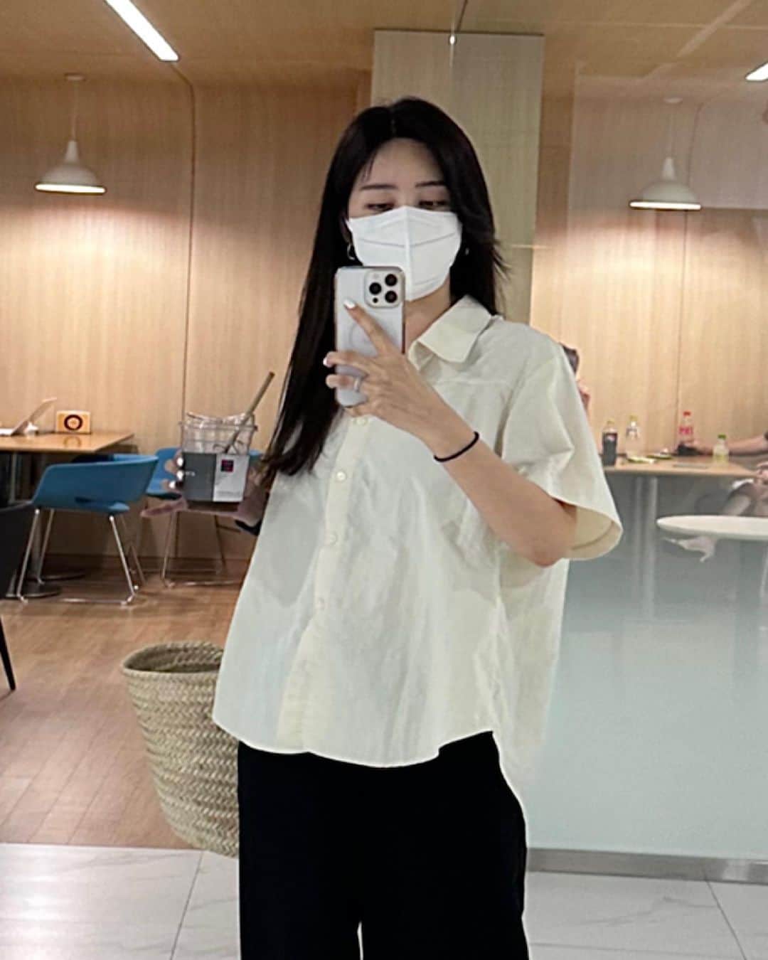 パク・ソルミのインスタグラム：「🌿   종일 먹는기분이 들지만 행복했음 되었다.」