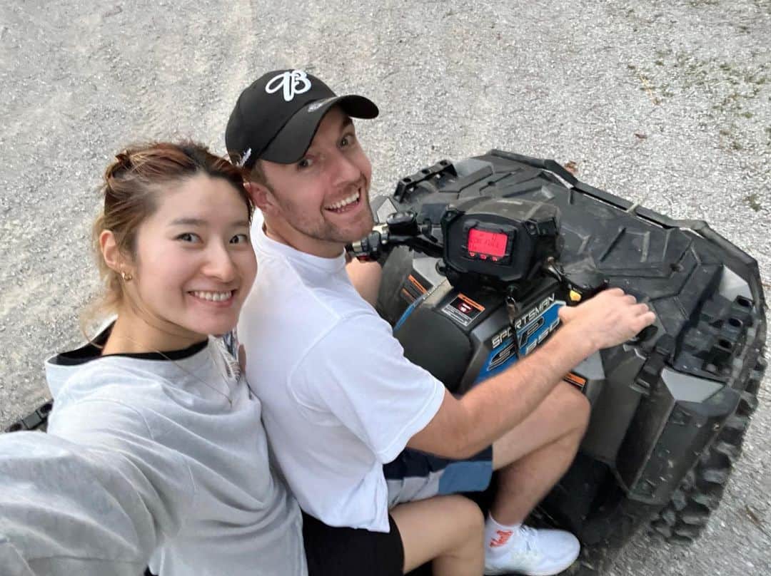 ザック・バランスキーのインスタグラム：「Mississippi🇺🇸💯 It’s been 20 years since I lived there but still know all the roads😂  最後にみんなが大好きミシシッピ川を通った時の動画をどうぞ🤝 #mississippi  #family」