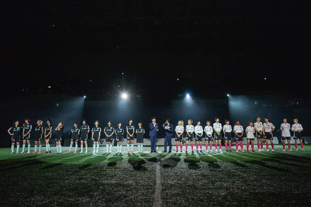 チョン・ヘインさんのインスタグラム写真 - (チョン・ヘインInstagram)「⚽️⭐️ 골때녀를 사랑해주시는 모든분들께 감사드립니다🙇🏻‍♀️ 그리고 모든 출연진분들과 제작진분들,  너무 너무 고생많으셨습니다🩵」7月19日 22時36分 - jeonghein_