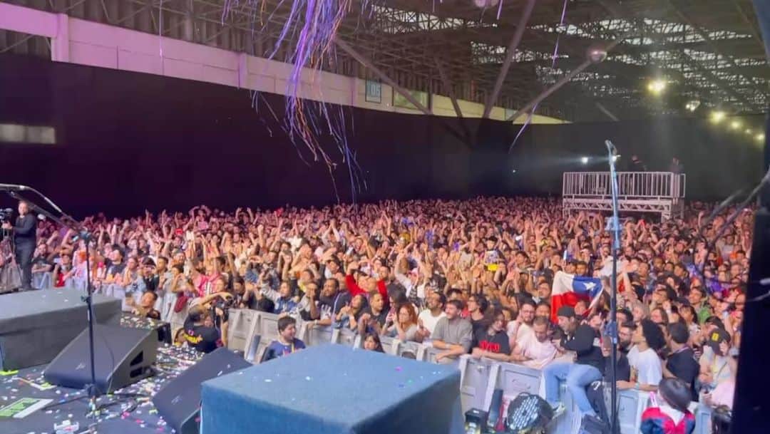 TOMOMIのインスタグラム：「Muito obrigada!🇧🇷 Foi uma viagem agradável.  ジーンとくる夜でした。」