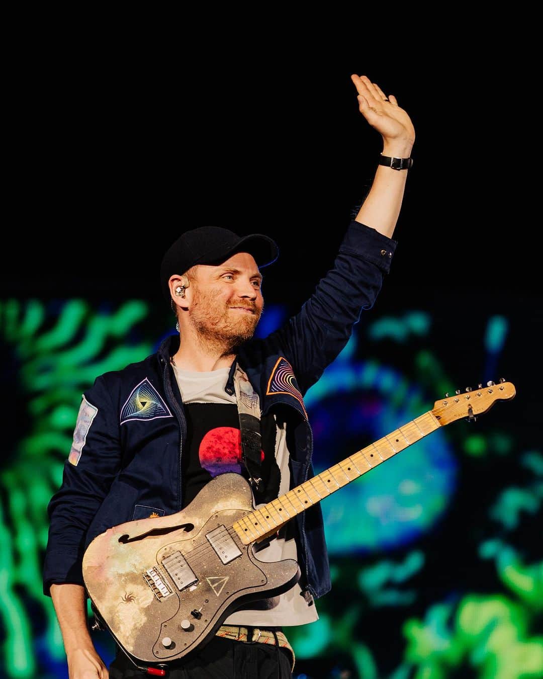 Coldplayさんのインスタグラム写真 - (ColdplayInstagram)「Show #106, Amsterdam, Netherlands   📷 @annaleemedia  #ColdplayAmsterdam #Coldplay #MusicOfTheSpheresWorldTour」7月19日 22時51分 - coldplay