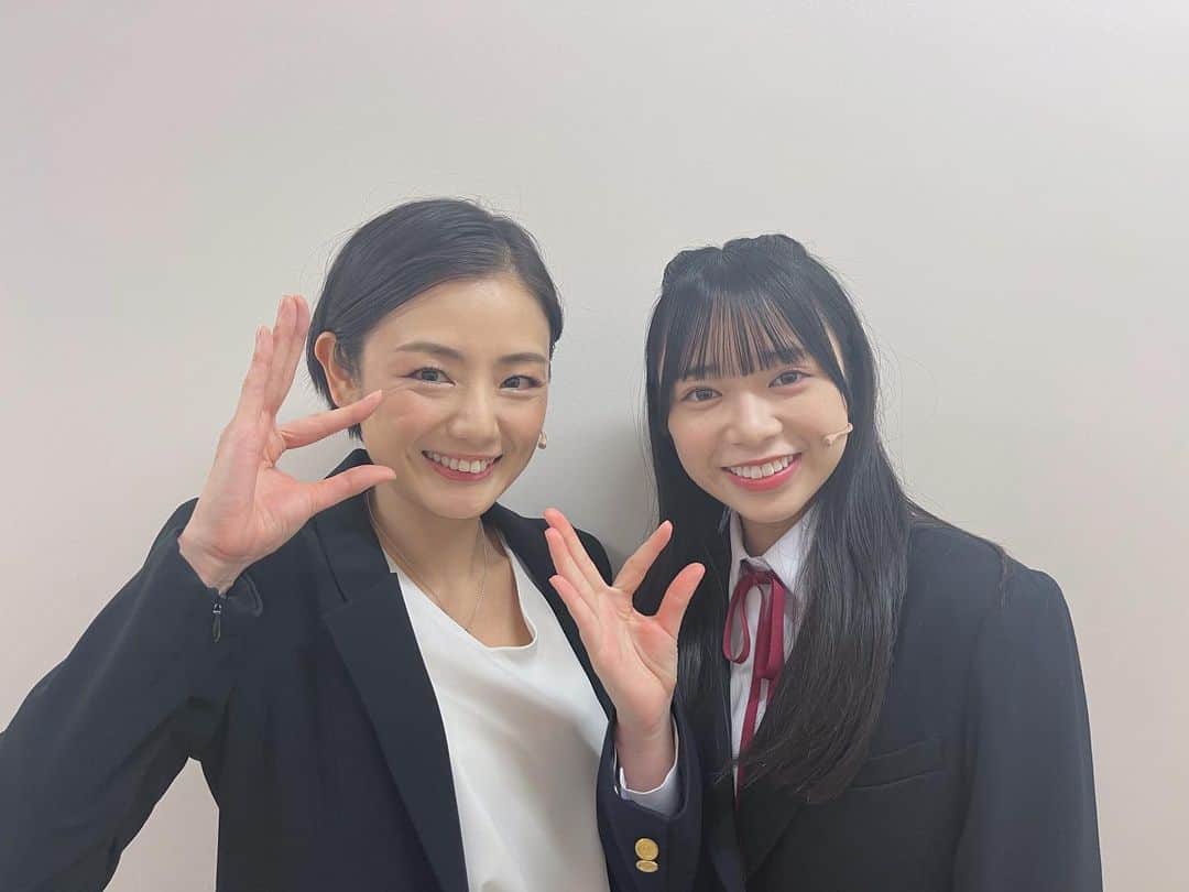 片山萌美さんのインスタグラム写真 - (片山萌美Instagram)「🚂💫  舞台【幕が上がる】  7月12日〜17日まで サンシャイン劇場にて  誰ひとり欠けることなく 駆け抜けました 共演した素敵な皆様とスタッフ様 なにより ご観劇いただいた皆様 ありがとうございました  ほとんどの公演が満席なのに おかげさまで 全ての公演が 定刻開演でした 本当に本当に 人に恵まれた作品です ありがとうございました✨  #舞台幕が上がる　 #サンシャイン劇場　 #池袋　 #moemikatayama」7月19日 22時57分 - moet_mi