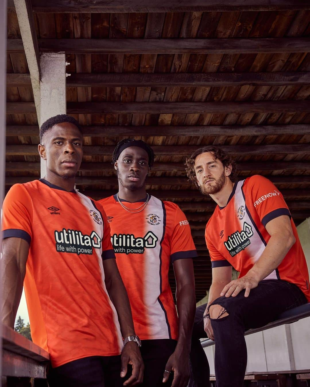 UMBROのインスタグラム：「🟠🟠🟠  The @lutontown 23/24 Home jersey. Coming soon to umbro.co.uk.  #umbro #coyh #thisisourgame」