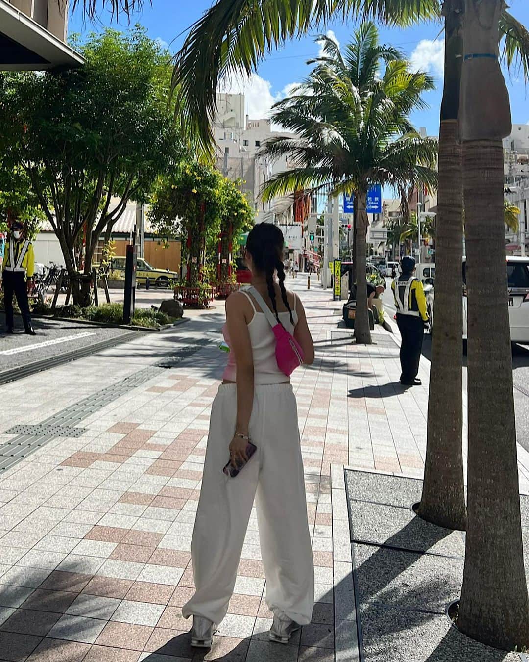 ホ・ウンジョンさんのインスタグラム写真 - (ホ・ウンジョンInstagram)「오키나와사진 진짜 끝!! 내일은 홍콩행 👀👀🔥」7月19日 23時24分 - eunjunghur