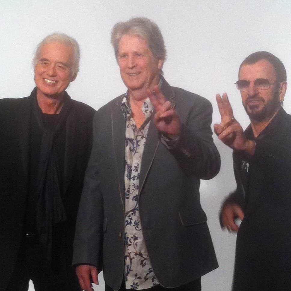 ブライアン・ウィルソンさんのインスタグラム写真 - (ブライアン・ウィルソンInstagram)「Power Trio: Brian with Jimmy Page and Ringo Starr in 2011.  @jimmypage @ringostarrmusic #thebeachboys #ledzeppelin #thebeatles」7月19日 23時45分 - brianwilsonlive