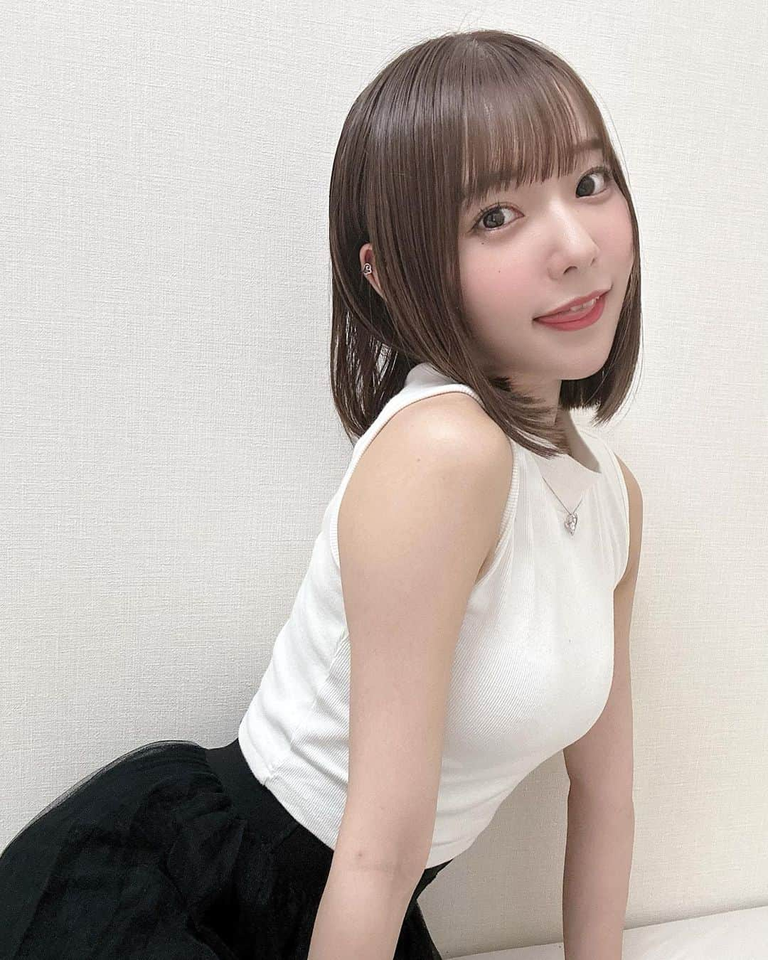 奥ゆいさんのインスタグラム写真 - (奥ゆいInstagram)「ちょっと見える耳とピアスが好きなの〜🥰💕  #2i2 #アイドル」7月19日 23時44分 - yui_oku