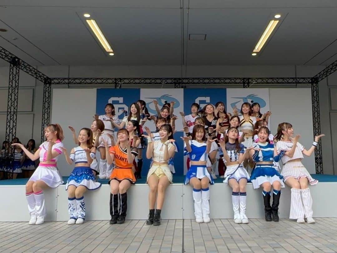 ファイターズガールさんのインスタグラム写真 - (ファイターズガールInstagram)「. マイナビオールスターゲーム2023 第1戦 パ・リーグ勝利ーーー！✨✨  互いのファンの皆さまの 熱い熱い、力強い応援の声を直に感じて 野球って最高だなー！って 本当に夢のような、最高に楽しい時間を過ごすことができました💕  明日は、MAZDA Zoom-Zoom スタジアム広島にて 第2戦🔥  私たち、チア＆パフォーマーの出演はありませんが マスコットのみんなが、いっぱい盛り上げてくれるはず！😆✨  明日もプロ野球を楽しもう！！！  #fightersgirl #ファイターズガール #lovefighters #北海道日本ハムファイターズ #新時代 #FANS_ARE_OUR_TREASURE #フレップ #辻菜穂子 #山口伶奈 #マイナビオールスターゲーム2023 #球宴」7月19日 23時51分 - fightersgirl_official