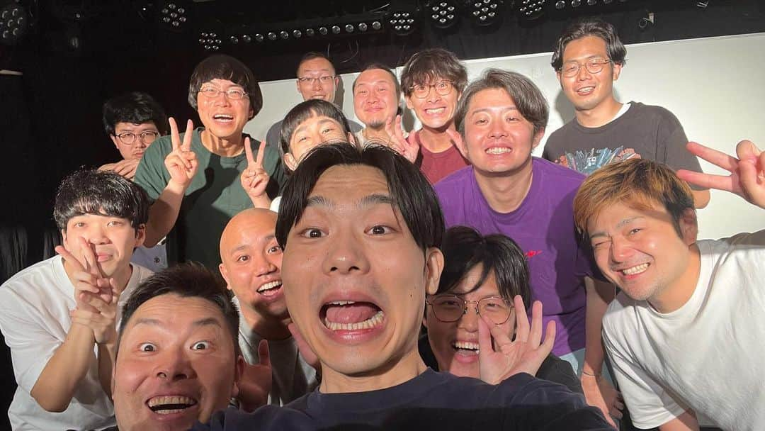 がんばる太郎さんのインスタグラム写真 - (がんばる太郎Instagram)「トーキョー破廉恥vol.9 あリがとうございました！！ ハッPーーー！！！  #沖縄出身  #人力舎  #ワタナベエンターテインメント  #浅井企画 #ケイダッシュステージ  #ユニットライブ #東京  #フジテレビ #アンパンマン #お笑いライブ  #お笑い好き  #池袋  #お笑いライブ  #お笑い芸人 #お笑い好きな人と繋がりたい  #お笑い  #ネギゴリラ #たろちゃんぺにぺに #ゼスト #バローズ #らびっとビーチ #さかざきまさき #アーシングステップ #なきっつらにT-REX #安心安全 #幸せのトナリ #がんばる太郎」7月20日 0時39分 - tarochanpaopao