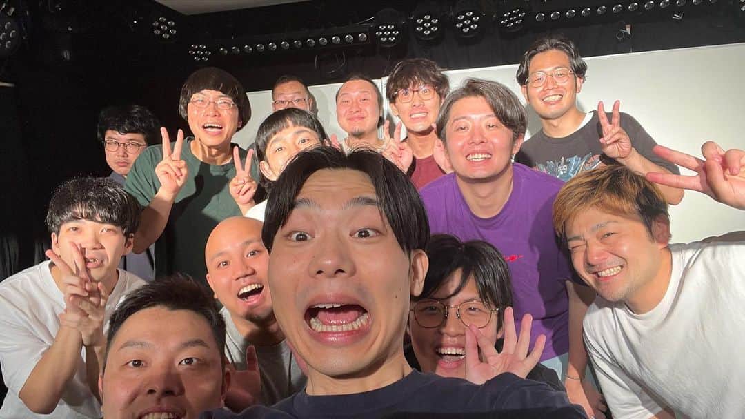 がんばる太郎さんのインスタグラム写真 - (がんばる太郎Instagram)「トーキョー破廉恥vol.9 あリがとうございました！！ ハッPーーー！！！  #沖縄出身  #人力舎  #ワタナベエンターテインメント  #浅井企画 #ケイダッシュステージ  #ユニットライブ #東京  #フジテレビ #アンパンマン #お笑いライブ  #お笑い好き  #池袋  #お笑いライブ  #お笑い芸人 #お笑い好きな人と繋がりたい  #お笑い  #ネギゴリラ #たろちゃんぺにぺに #ゼスト #バローズ #らびっとビーチ #さかざきまさき #アーシングステップ #なきっつらにT-REX #安心安全 #幸せのトナリ #がんばる太郎」7月20日 0時39分 - tarochanpaopao