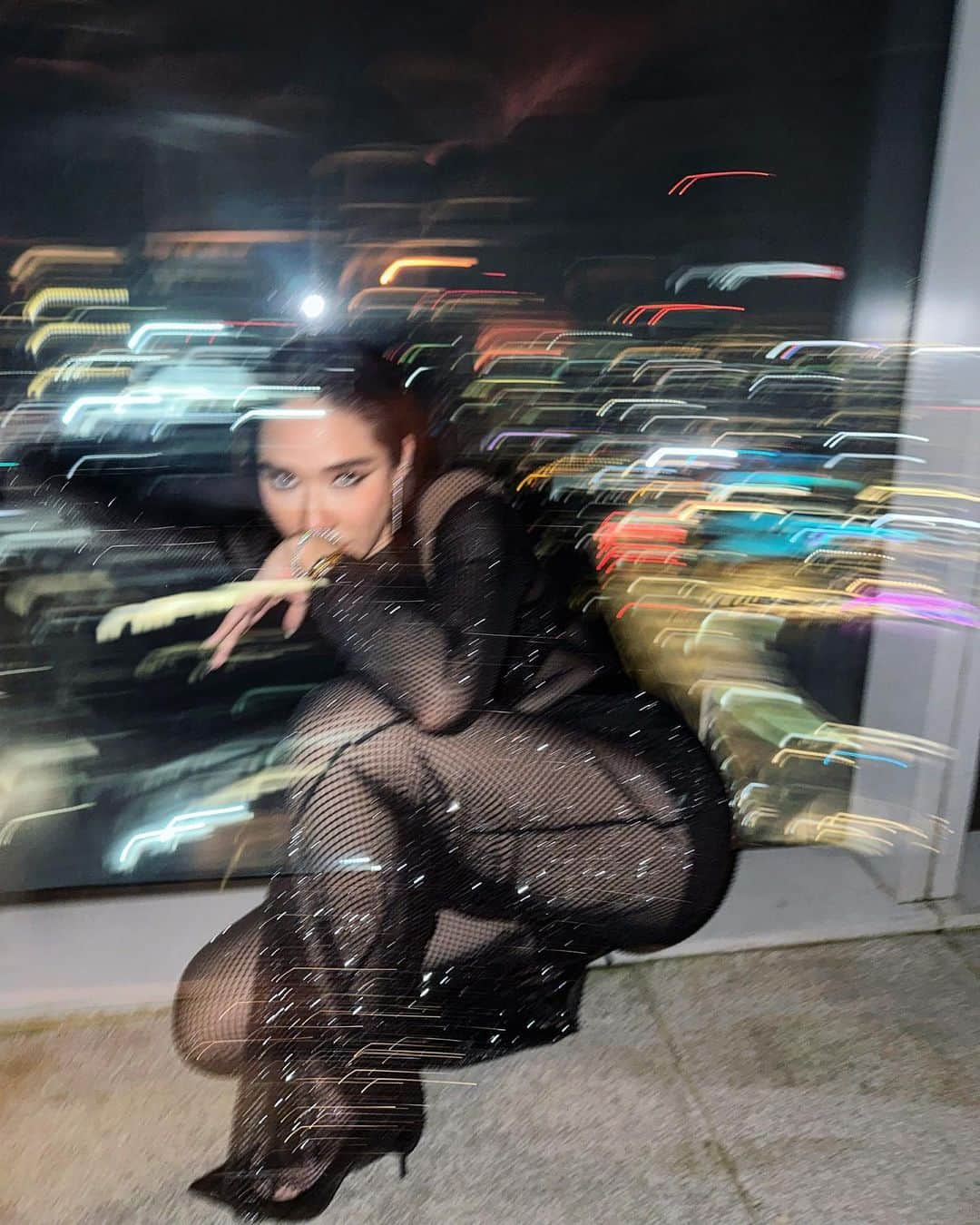 Laila Boonyasakのインスタグラム：「ตัวแทนประเทศไทย #dj1942」