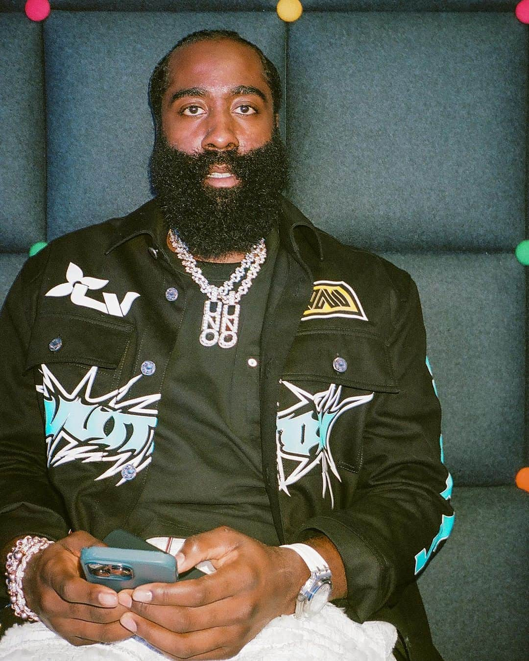 ジェームス・ハーデンさんのインスタグラム写真 - (ジェームス・ハーデンInstagram)「Yesterday Was Tomorrow #Uno」7月20日 1時03分 - jharden13