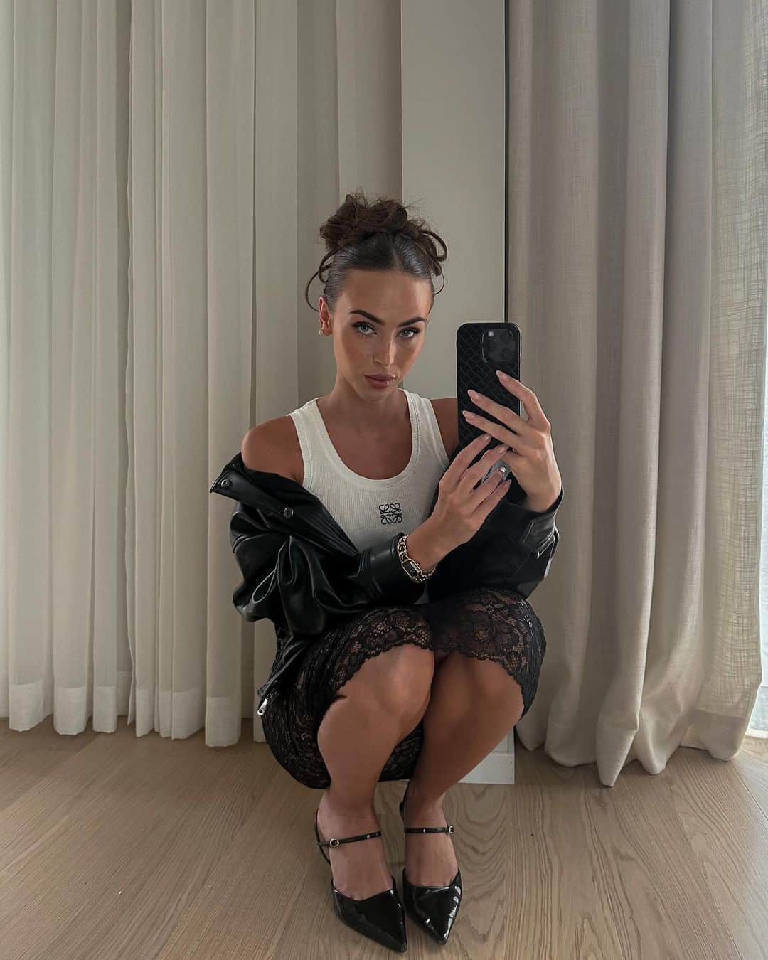 Lisa Tellbeのインスタグラム：「Yesterday」