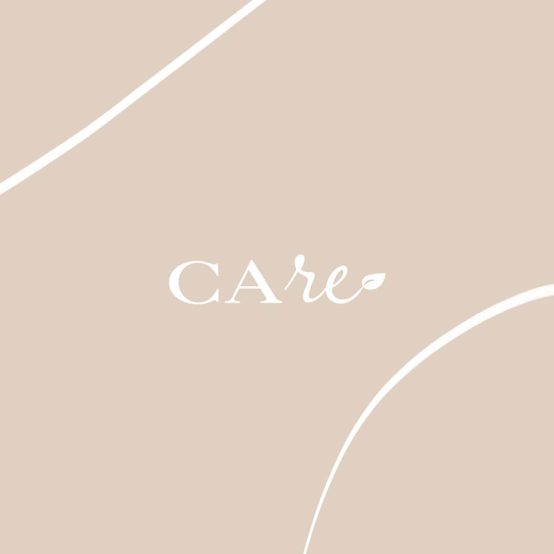 カナーリのインスタグラム：「At Canali, people always come first. Over the past 90 years, decisions have been made while keeping the well-being of employees at the forefront of our minds. Canali's philosophy encourages individuality, a sense of belonging, diversity, an inclusive work environment, supporting our employees and their families in times of need. #Canali1934 #MadeInItaly」