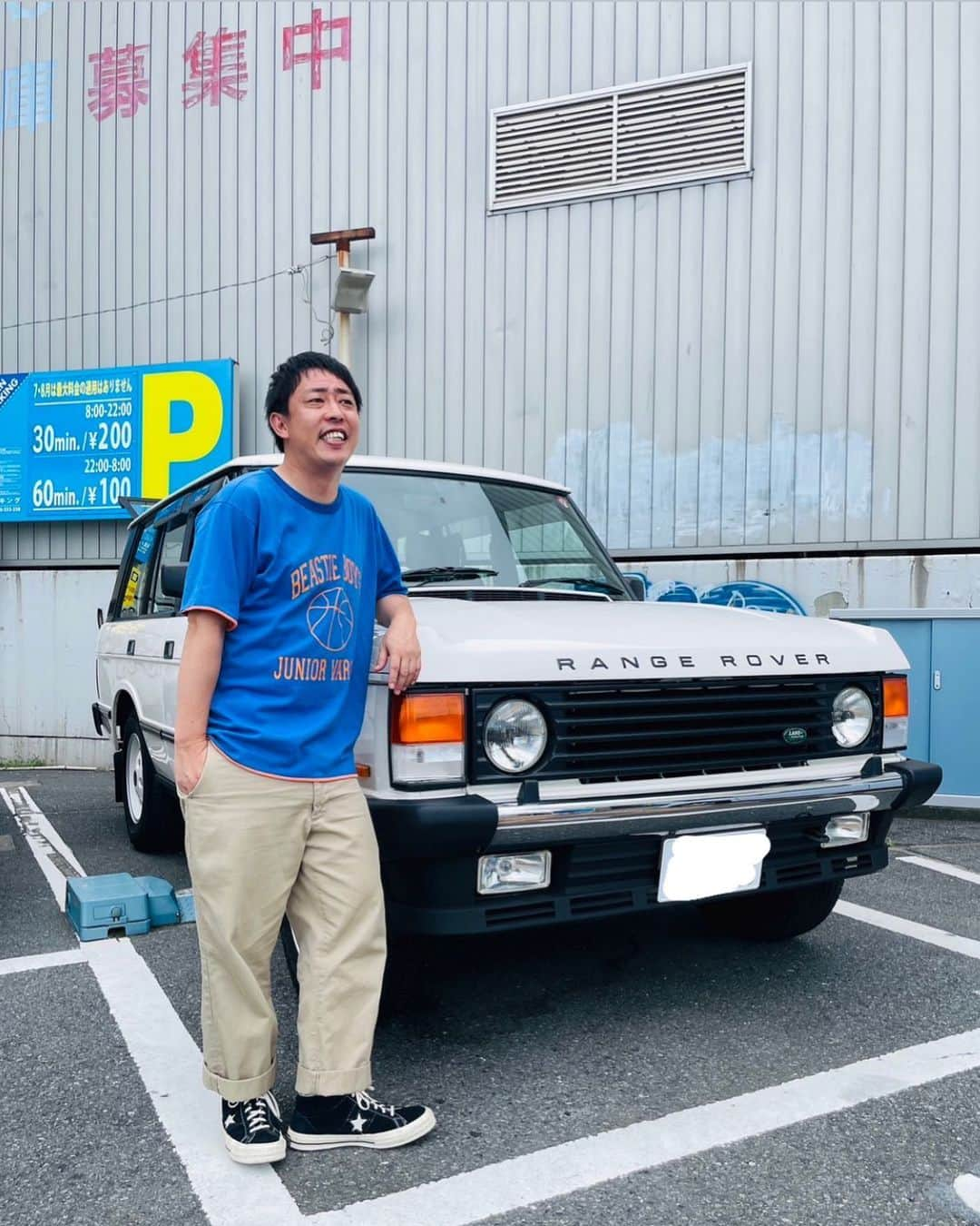 森田哲也さんのインスタグラム写真 - (森田哲也Instagram)「やっと納車！！誰か夏しようぜ！！  #巻きで買った  #レンジローバー  #バンデンプラ  #ラヴィット」7月20日 1時22分 - saraba_morita