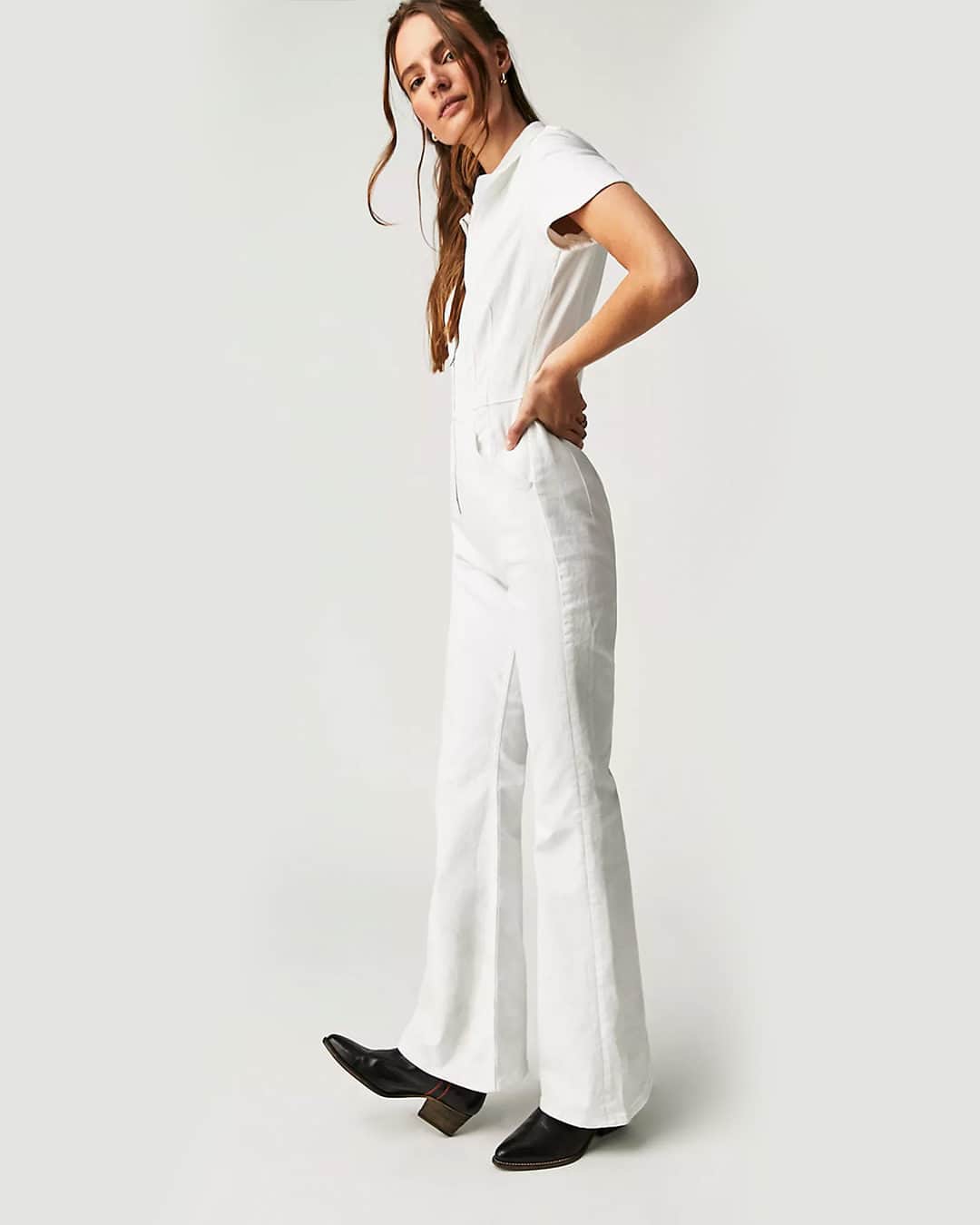 freepeopleのインスタグラム：「Our top-rated Jayde Flares — is now in a stunning jumpsuit. Link in bio」
