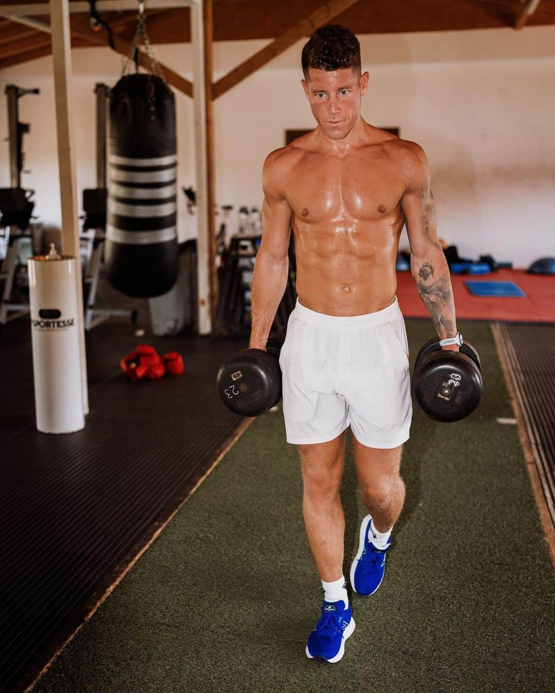 ロス・バークリーさんのインスタグラム写真 - (ロス・バークリーInstagram)「Preparing for the new season, feeling strong and ready. 💪🏻😀」7月20日 1時26分 - rossbarkley