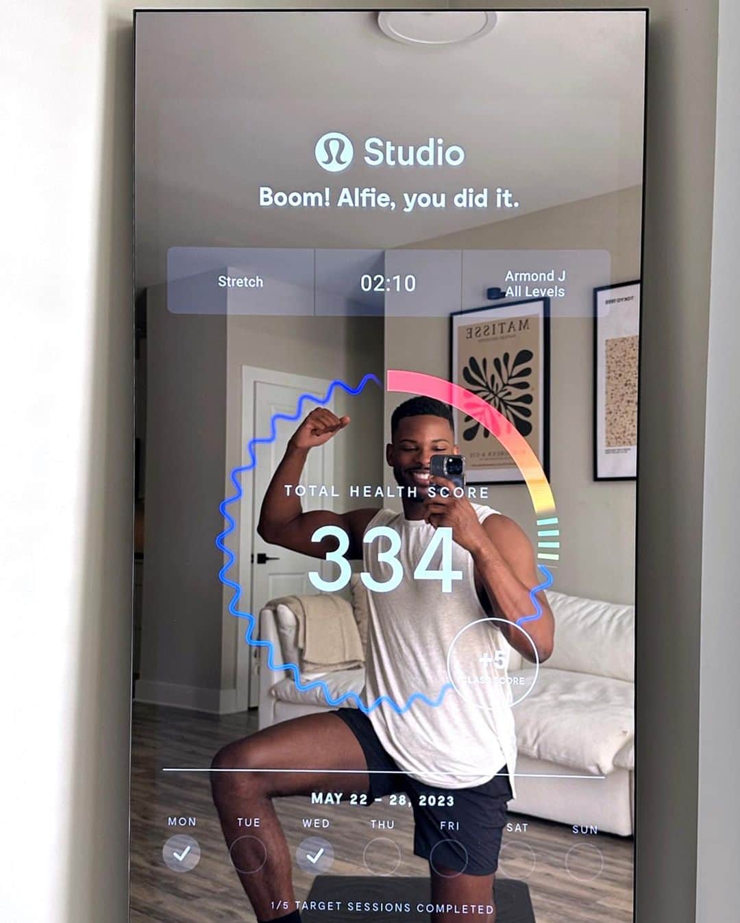 lululemonさんのインスタグラム写真 - (lululemonInstagram)「Fitness goals look closer in #lululemonstudio Mirror.」7月20日 2時00分 - lululemon
