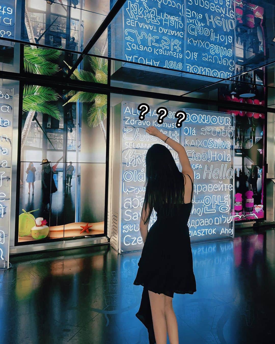 張香香さんのインスタグラム写真 - (張香香Instagram)「看不見臉系列🌚」7月20日 12時52分 - m40925